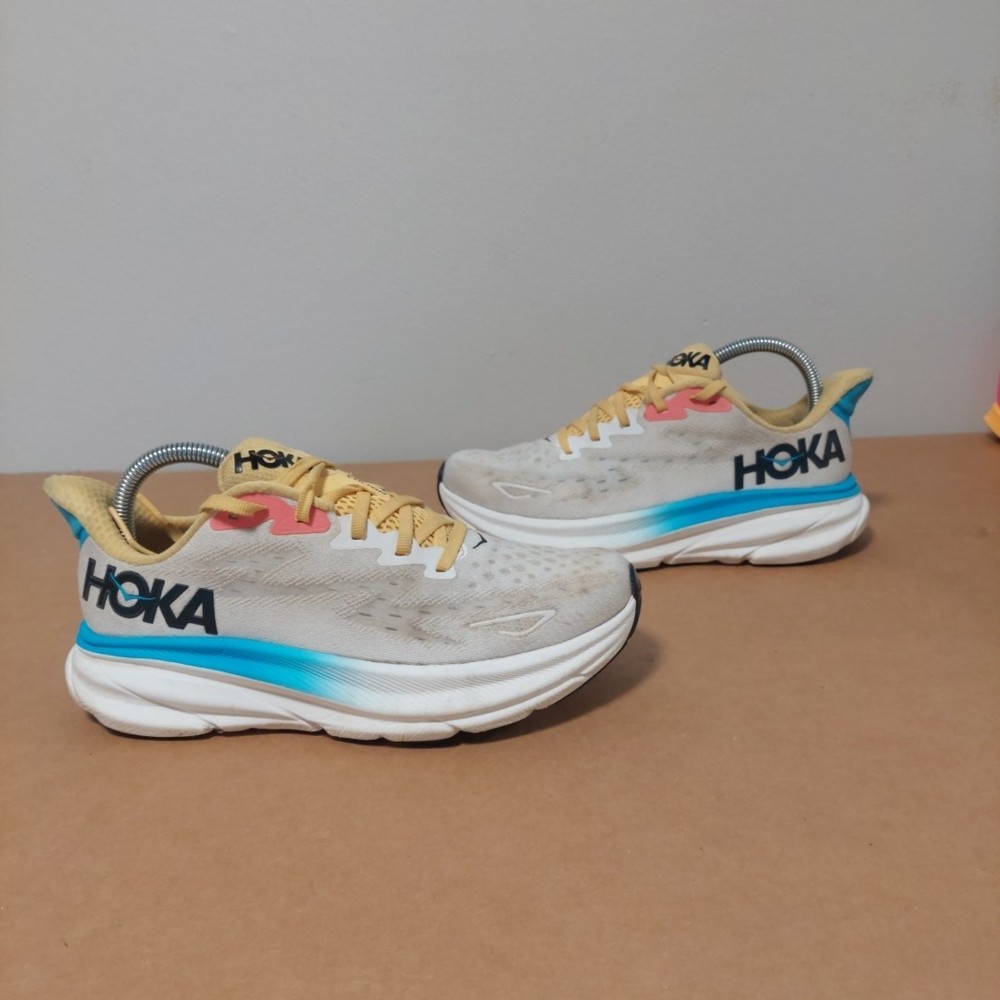 HOKA Women's Clifton 9 Blanc De Blanc Swim Day 1127896-BSW SIZE 7B NO INSOLES