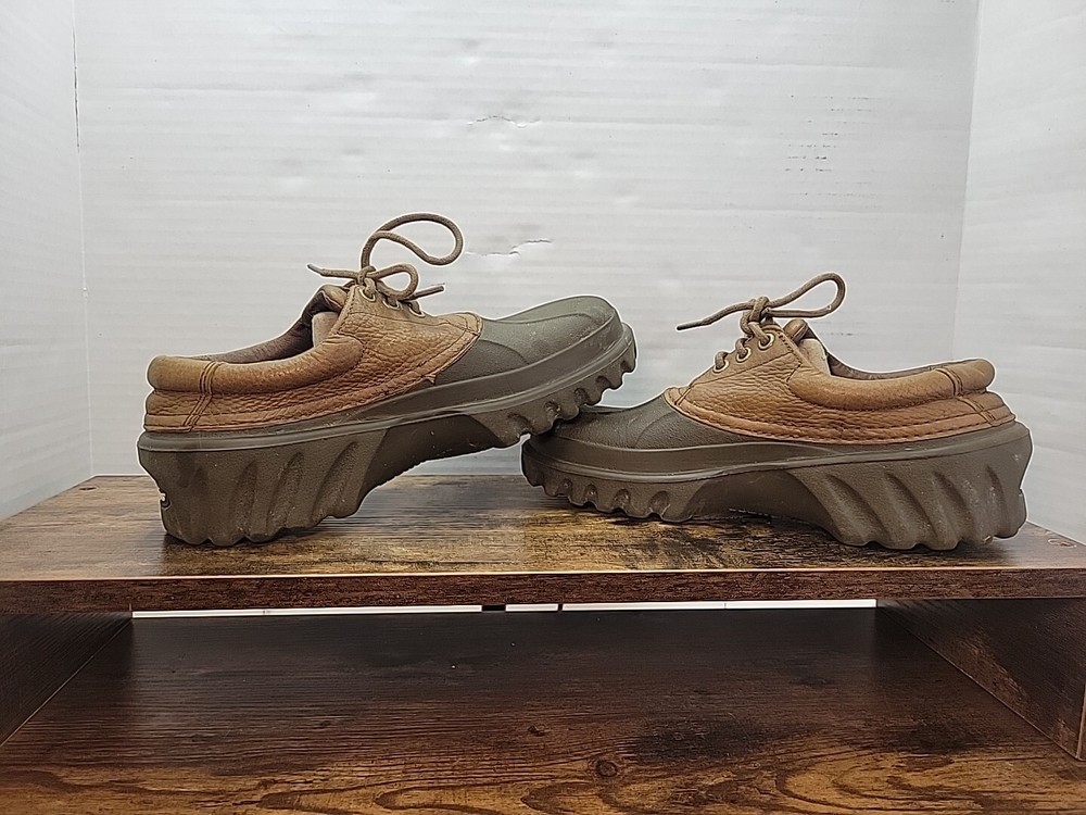 CROCS All Terrain Axle Leather Clog  Mens 6 Womens 8