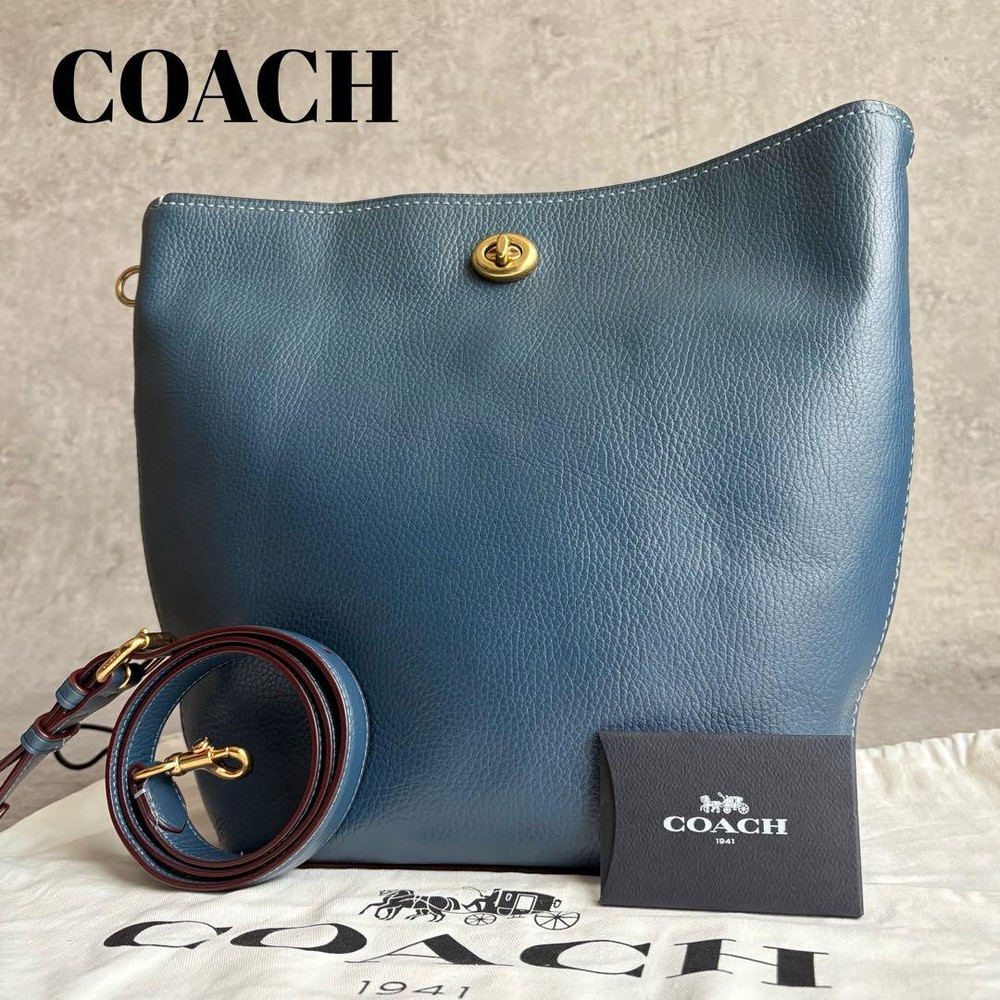 Coach Duffle Shoulder Bag Crossbody Navy Leather Gold Turnlock Authentic