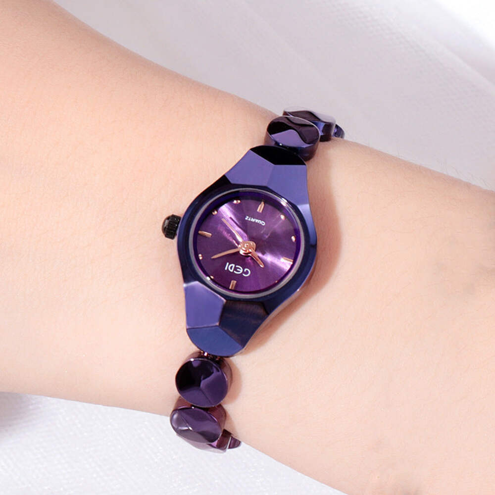 Stainless Steel Waterproof Bracelet Watch with Hard Glass Mirror