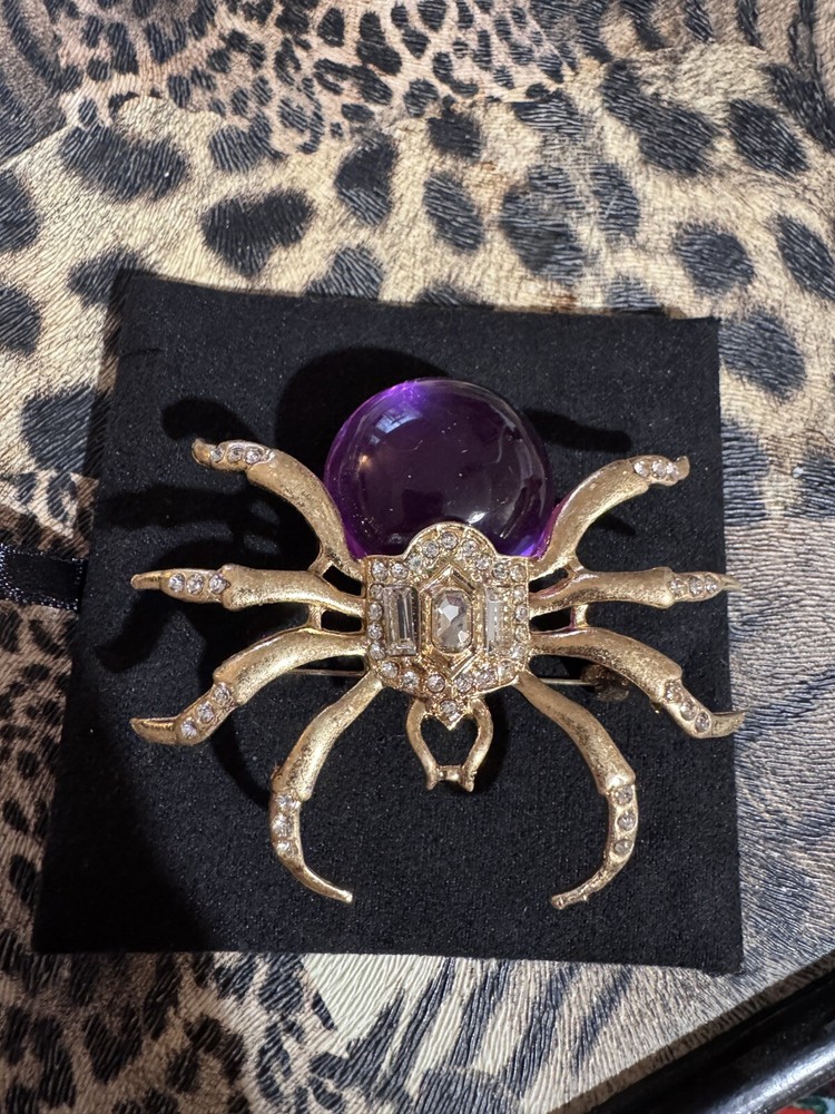 Purple Jelly Belly Spider Gold Tone Rhinestone Brooch Bug Figural Pin