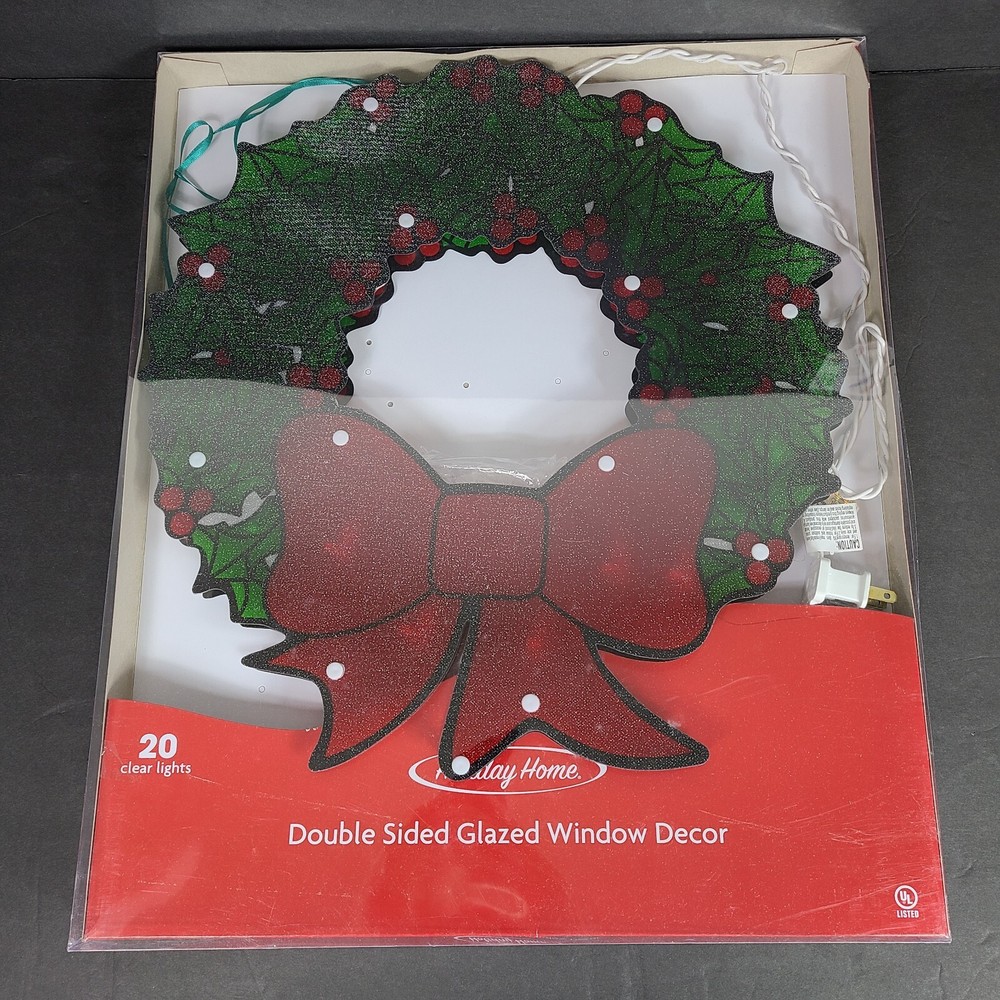 Holiday Home 16.5 Inch Glazed Shimmering Christmas Wreath Silhouette Light Decor for Festive Ambiance