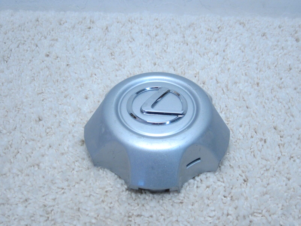 2005 - 2007 LEXUS LX470 OEM 18