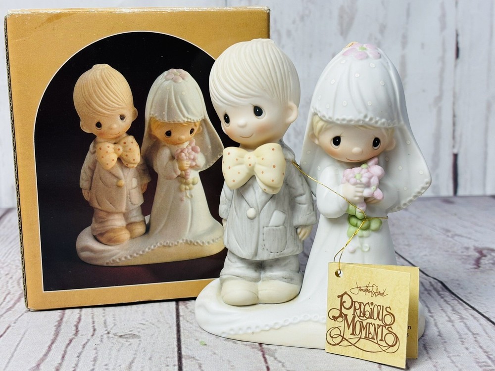 1979 Precious Moments Figurine E-3114 The Lord Bless You And Keep You with Original Box
