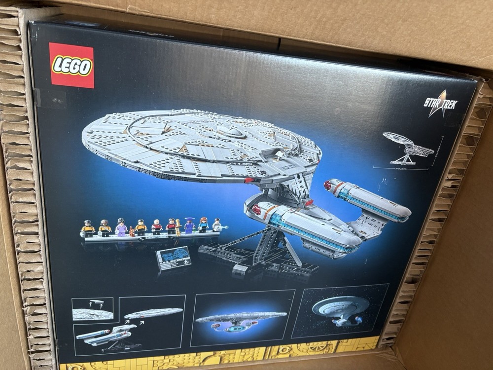 Star Trek: The Next Generation U.S.S. Enterprise NCC-1701-D LEGO Set 3600pc New
