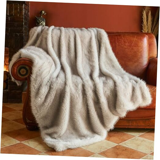Plush Faux Fur White Throw Blanket,Luxury Thick Fluffy Blankets for Couch,