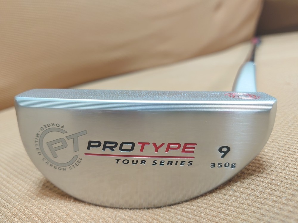 Odyssey Protype Tour 9 Putter 34 Inch in Excellent Condition