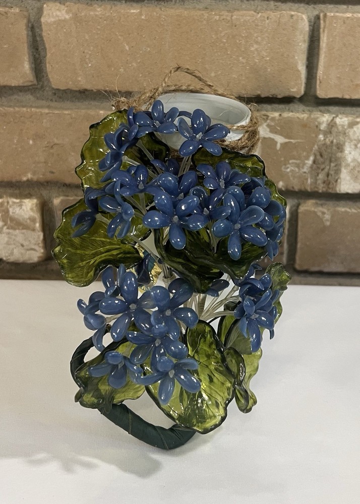 Vintage Italian Lucite Blue Flower Bouquet ~ Cristalin Made in Italy Label ~ 7”