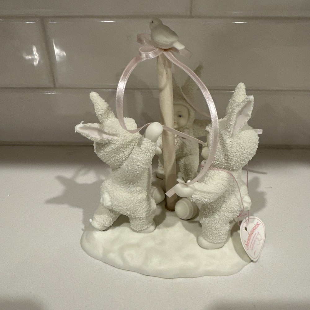 Department 56 Springtime Stories of the Snowbunnies TRA-LA-LA with Box #2606-9