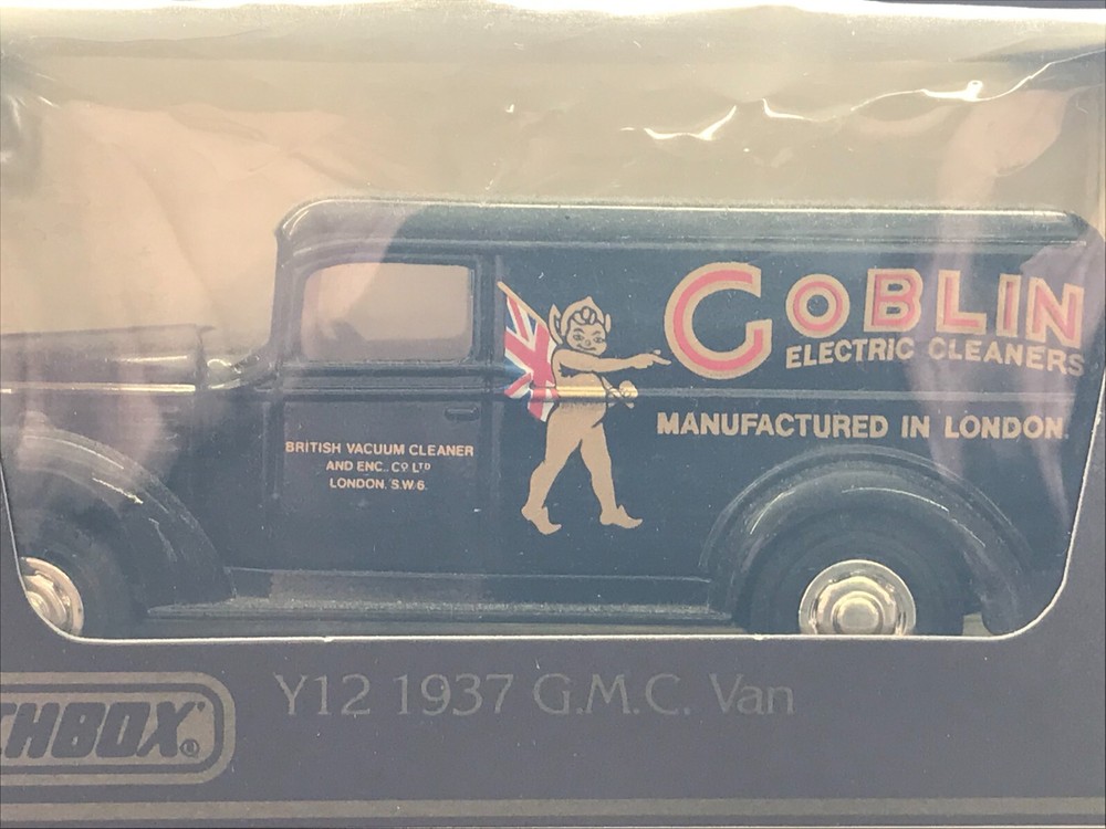 1937 Renault Bus & GMC Van Y12 Goblin Vintage Yesteryear Models