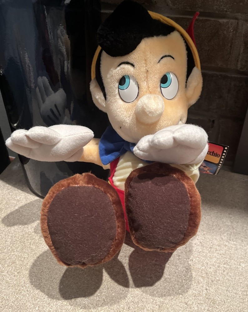 Disneyland Exclusive 10 Sitting Pinocchio Stuffed Plush Doll Walt Disney World