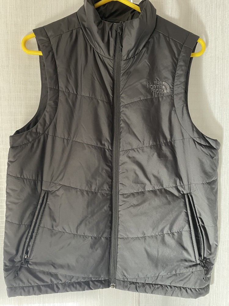 The NORTH FACE Puffer Vest Black Micro Puff Insulated Mens NEW Small Lightweight