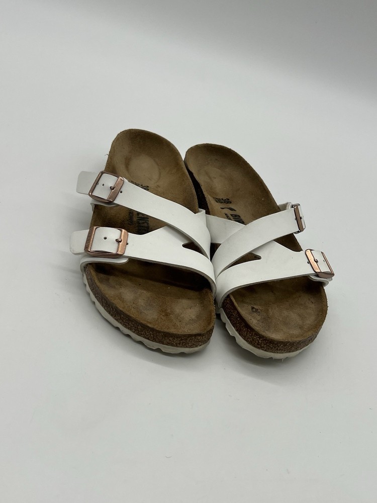 BIRKENSTOCK Yao Women’s Size 7N White Leather Comfort Slip On Classic Sandals.