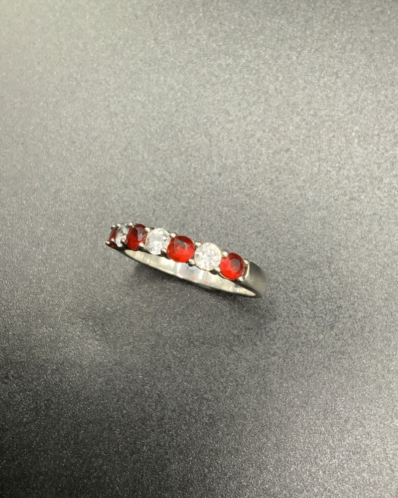 Sterling Silver Ring with Red Gemstones Elegant Decorative Design EB28