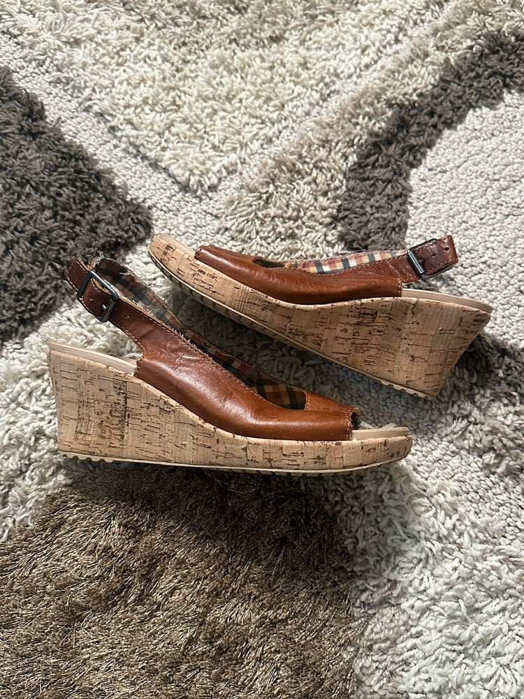 Crocs A-Leigh Brick Brown Leather Cork Wedge Slingback Sandals Size 8