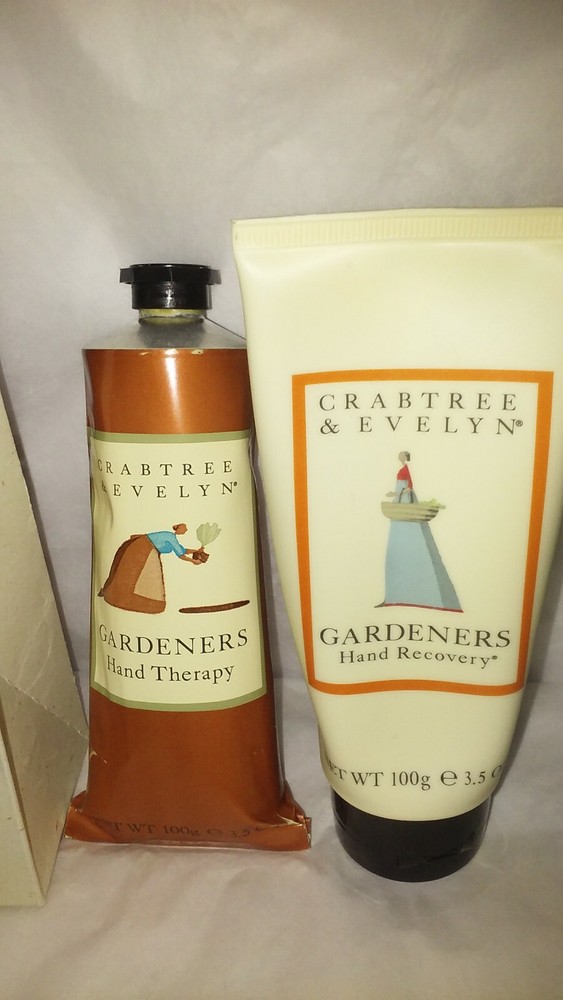 Crabtree  Evelyn gardeners hand recovery and hand cream large
