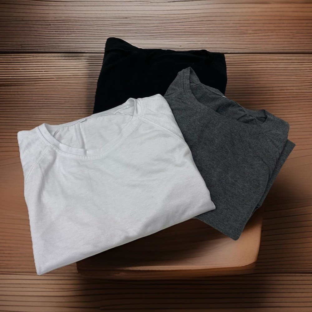 Lot Of 3 Womans L Large Solid White Gray Black Short Sleeve Crew Neck T Shirt
