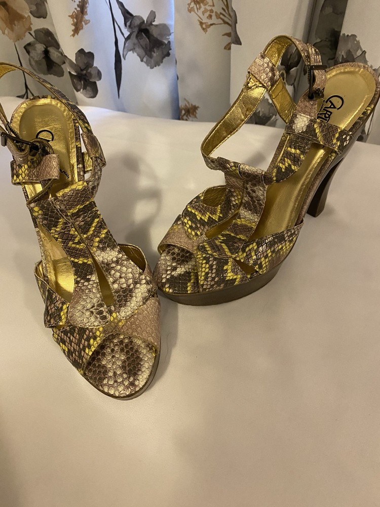 Carlos Santana Animal Print Platform Heels 7.5