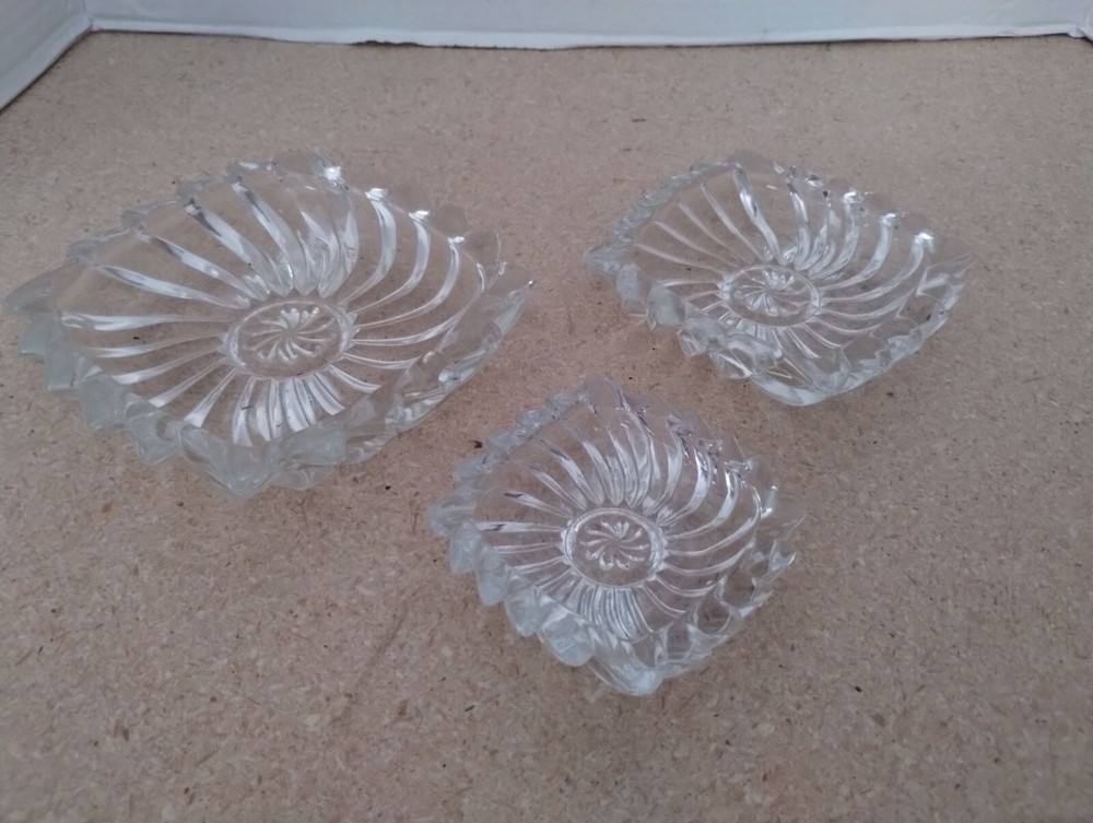 Vintage Clear Glass Square Snack Dish Set of 3 Sizes 3 4 5 Inch