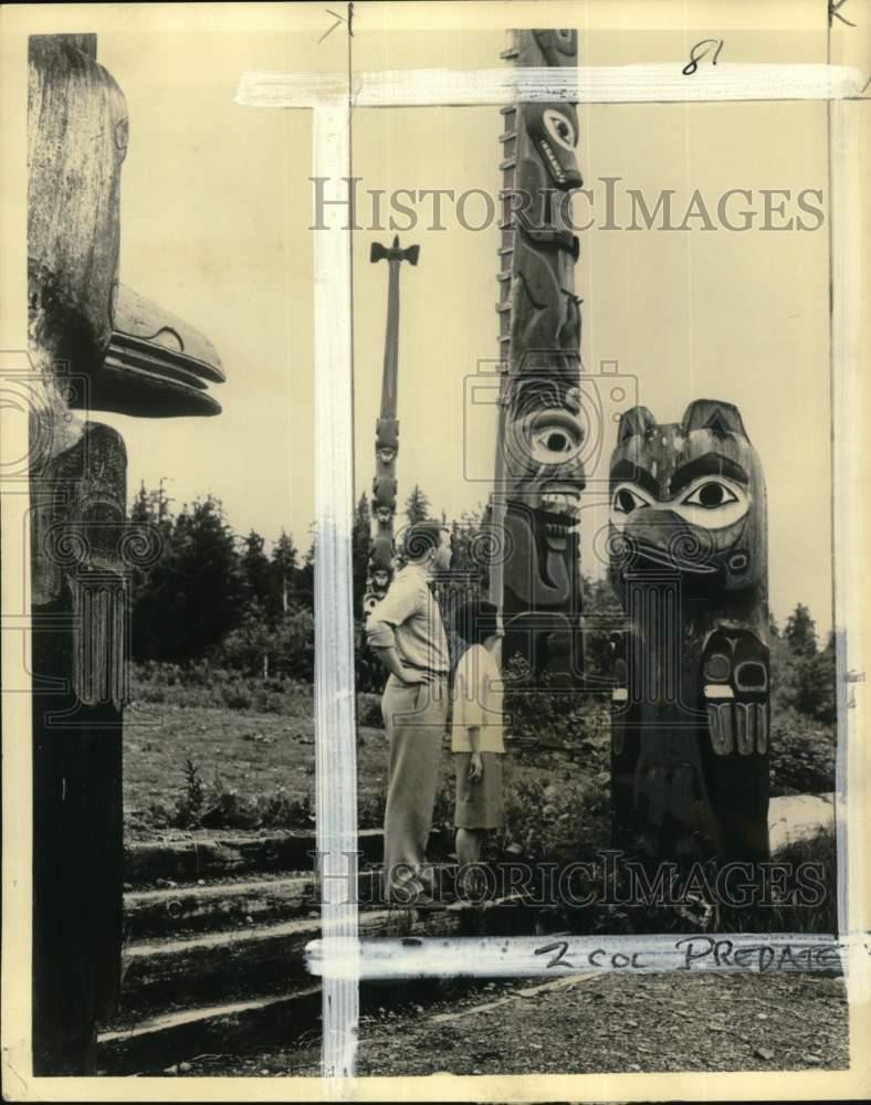 1963 Press Photo Totem Poles in Alaska - pix20604