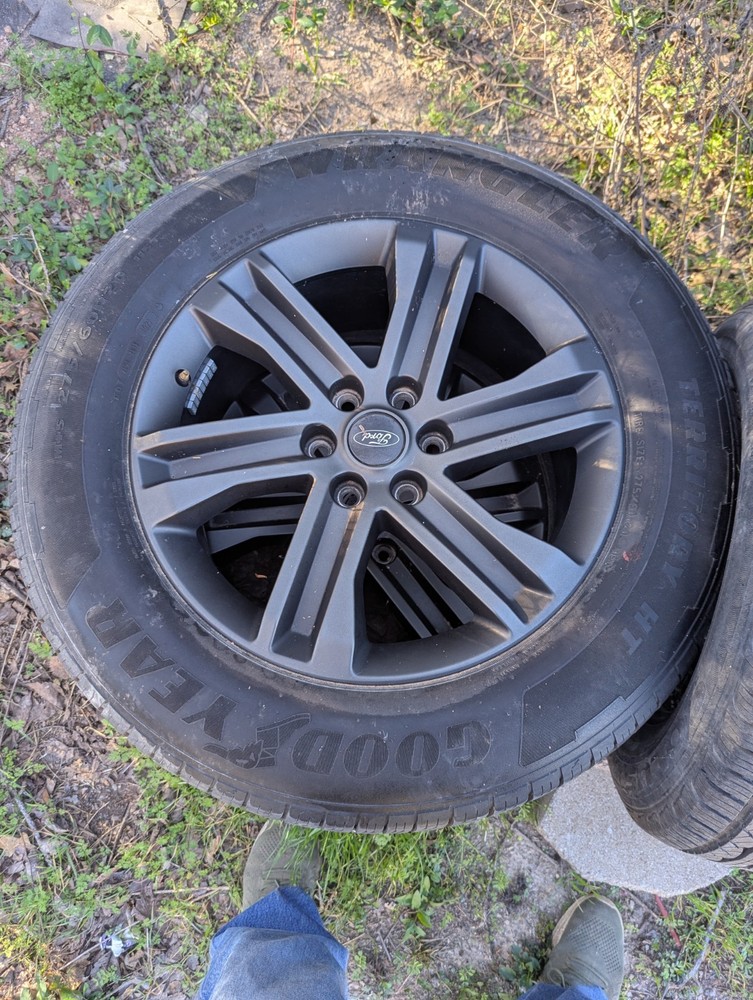 Tire Goodyear Wrangler Territory A/T 275/60R20 115S AT All Terrain