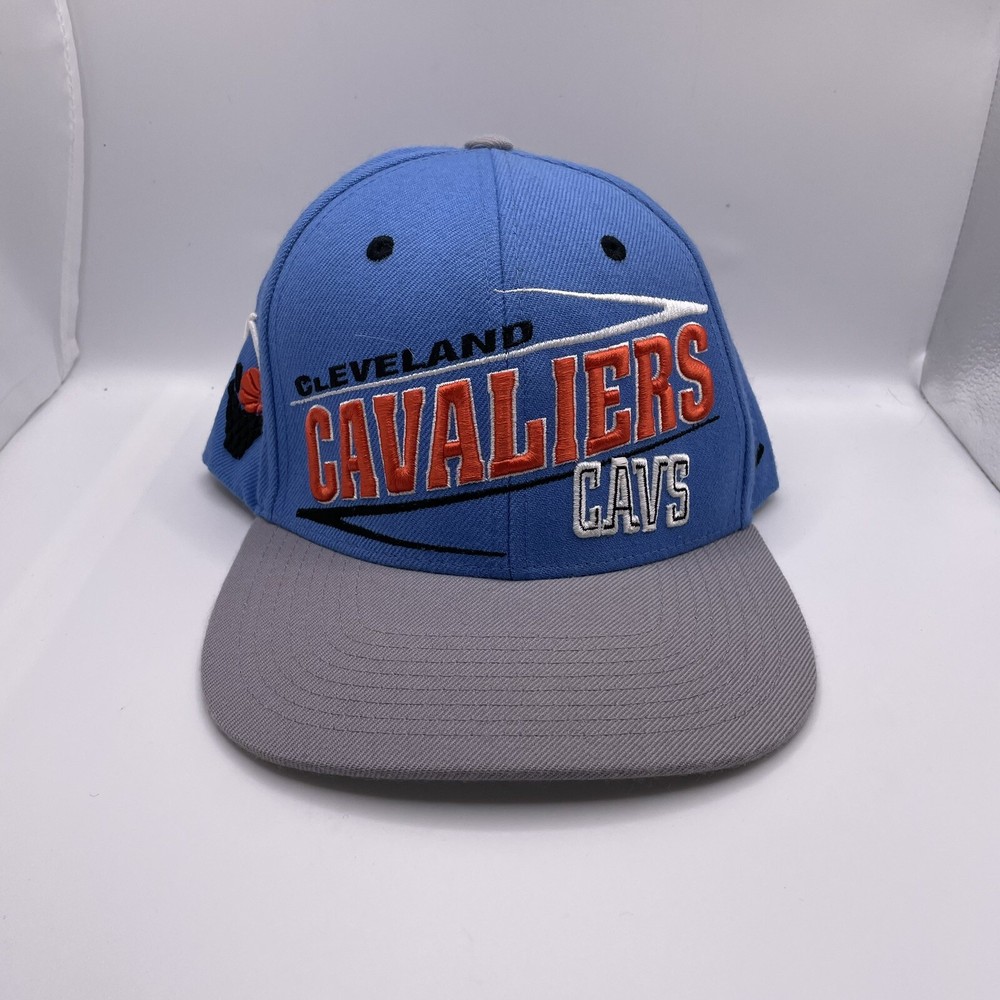 Cleveland Cavaliers SnapBack Retro Made By Zephyr Embroidered Blue Wool