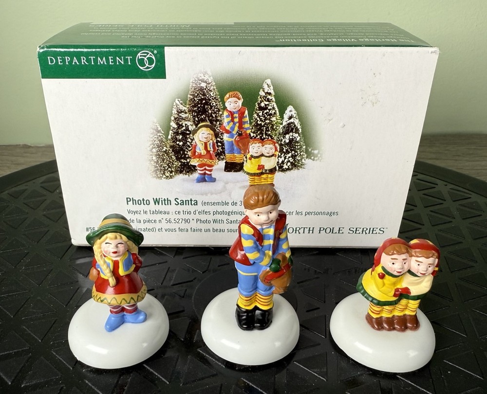Dept 56 North Pole Series Santa Photo #56444 Christmas Village Figurine  