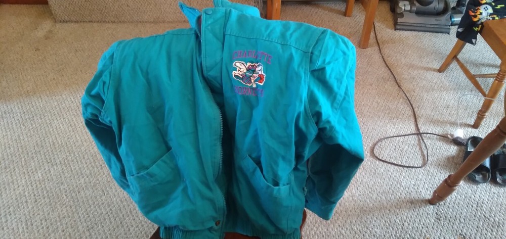 Competitor vintage Charlotte hornets winter coat