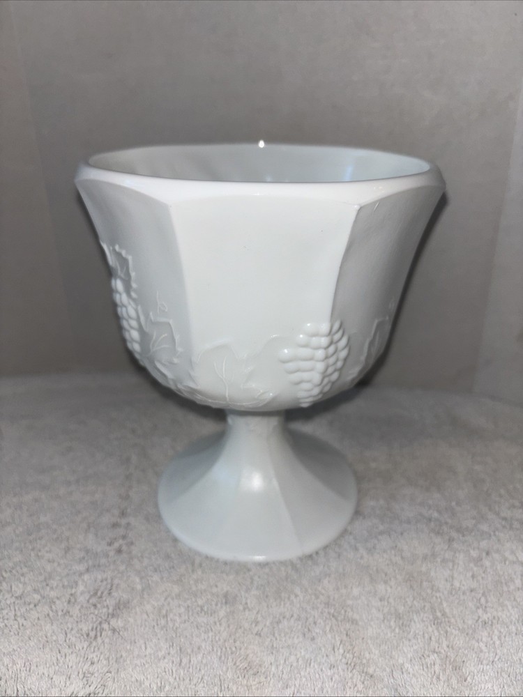 Vintage Indiana Glass Colony Harvest Grape Milk Glass Pedestal Compote Bowl