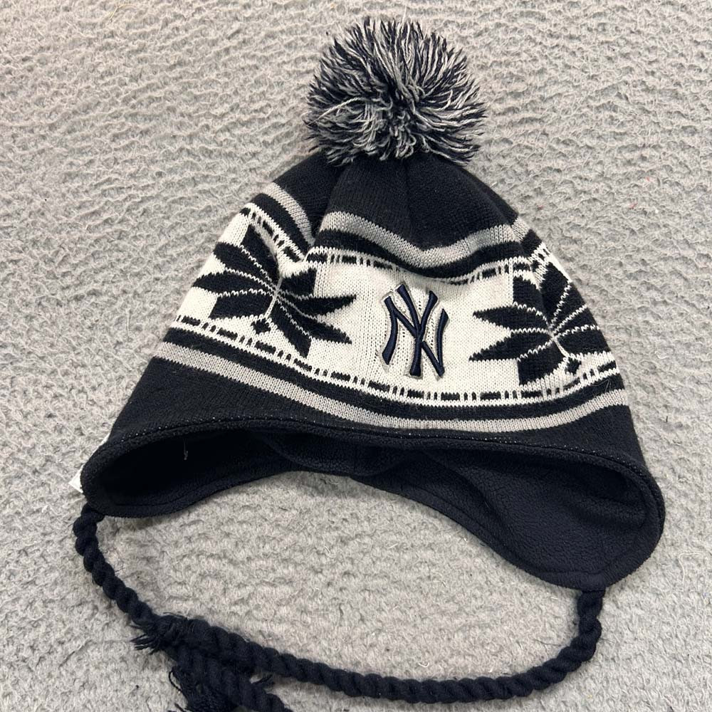 New York Yankees Hat Cap Mens  One Size New Era POM Beanie