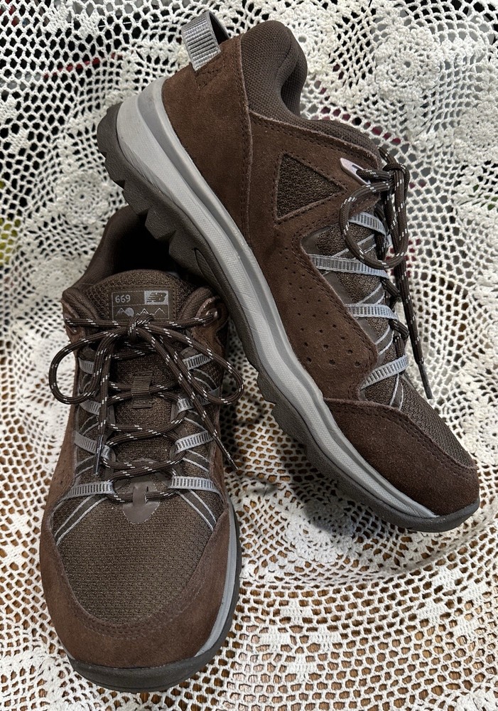 New Balance 669v2 Walking Shoes WW669LC2 Women 9 Brown Lace Athletic Sneakers B3