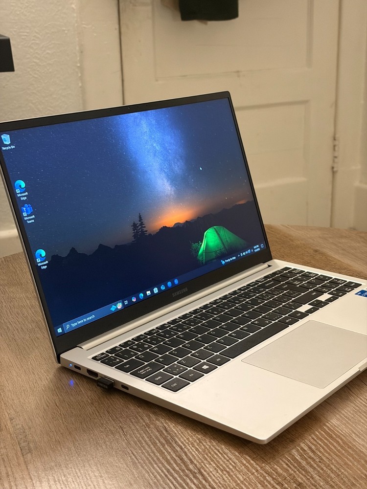 Samsung Galaxy Book 15.6