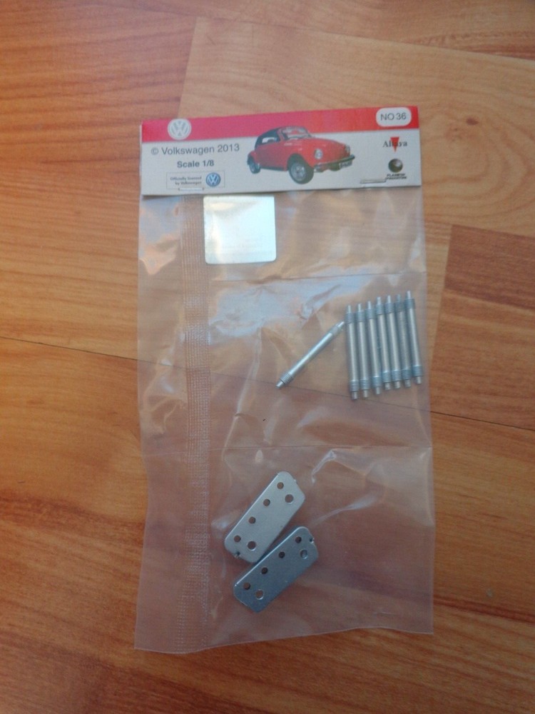 DEAGOSTINI BUILD YOUR OWN VW BEETLE CABRIOLET #36 CYLINDER HEADS & PUSHROD TUBES
