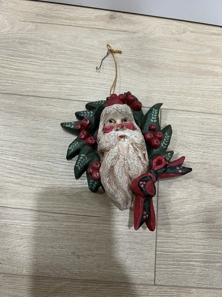 Vintage 1988 House Of Hatten Santa Wreath Christmas Decor Ornament