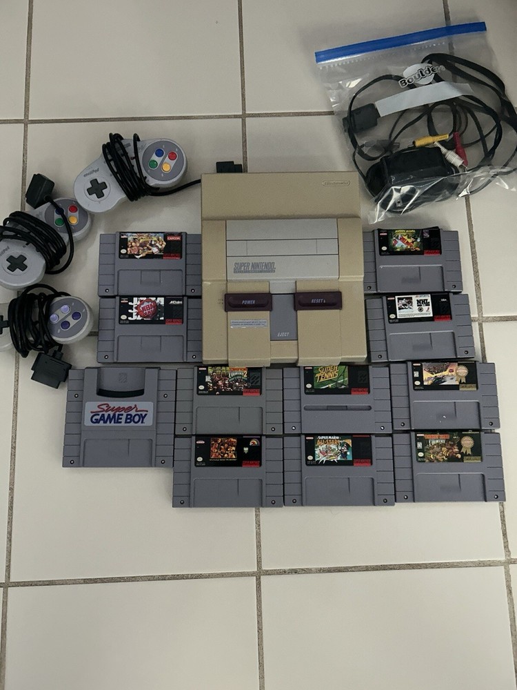 Super Nintendo Entertainment System SNES Console Bundle READ DESC