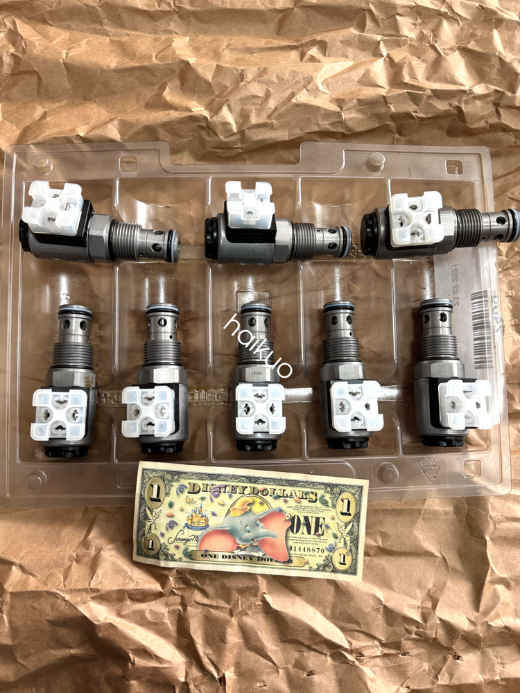 WSM12120V-01-C-N-24DG NEW HYDAC VALVE