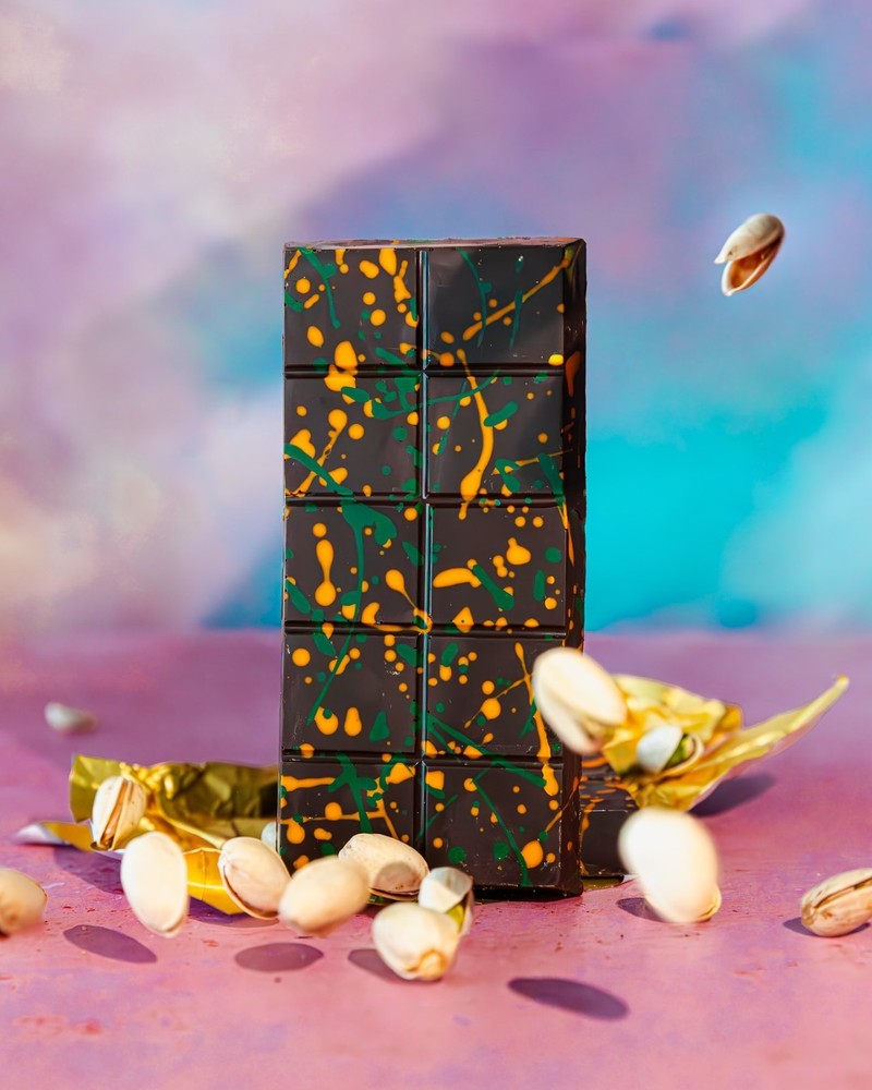 Dubai Pistachio Deluxe Milk Chocolate Bar 7 oz Rich Creamy