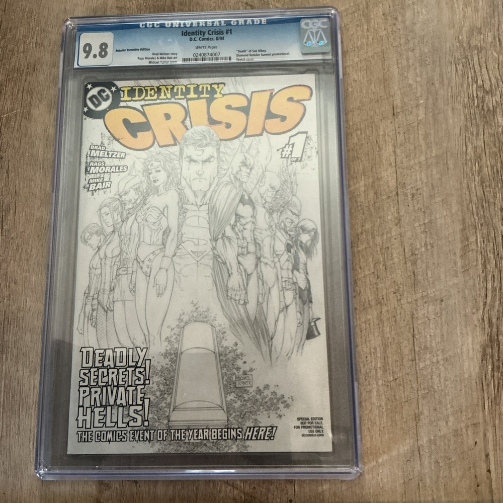 Identity Crisis #1 2004 DC Comics Comic Book Graded 9.8