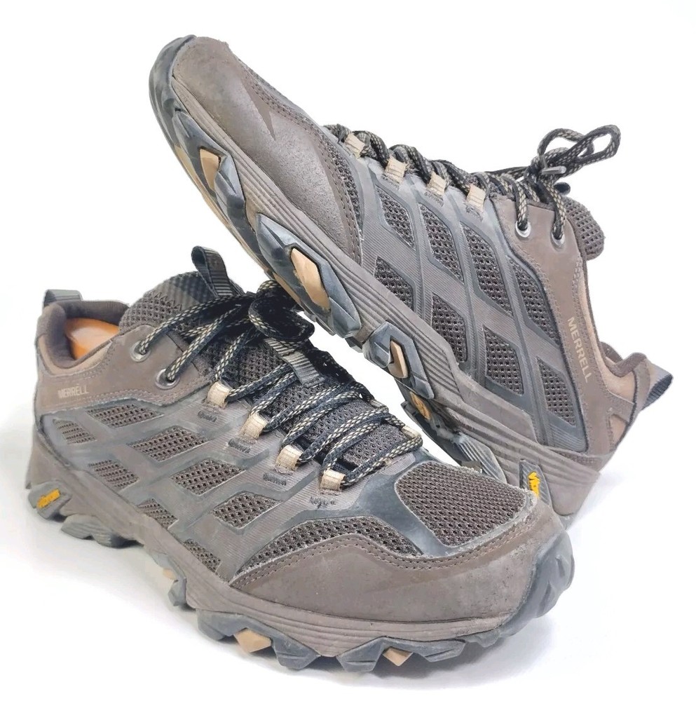 Merrell Moab FST Men Size 10 US Low Brown Waterproof Hiking Shoe J37045