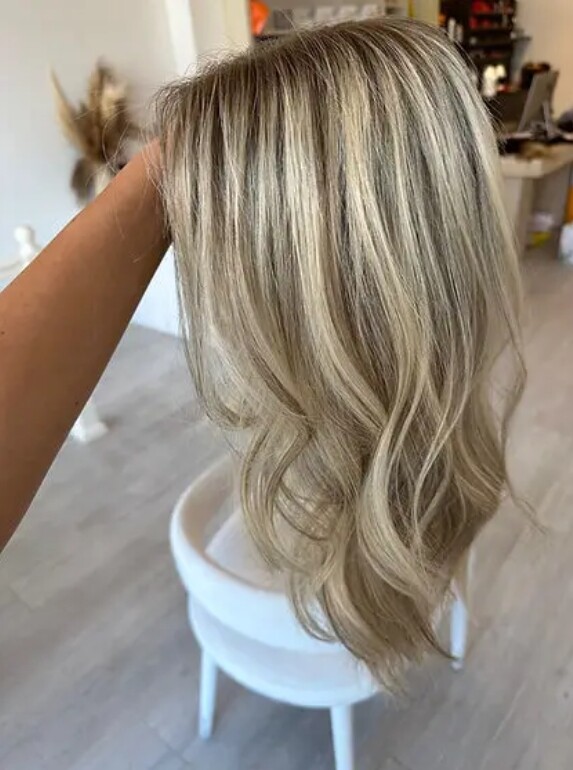 Highlight Blonde 13x4 Lace Front Human Hair Wig for Women Daily Use