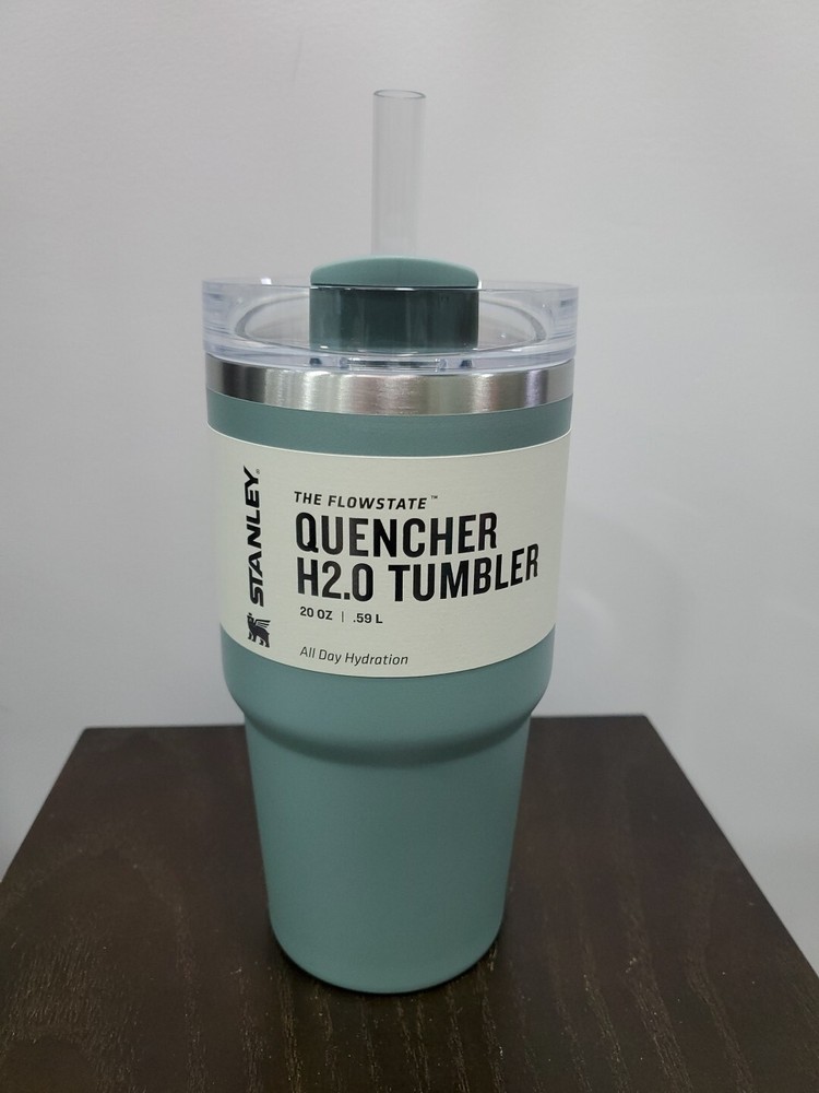 Stanley FlowState Quencher H2.0 Tumbler / 20oz / Color:  Shale