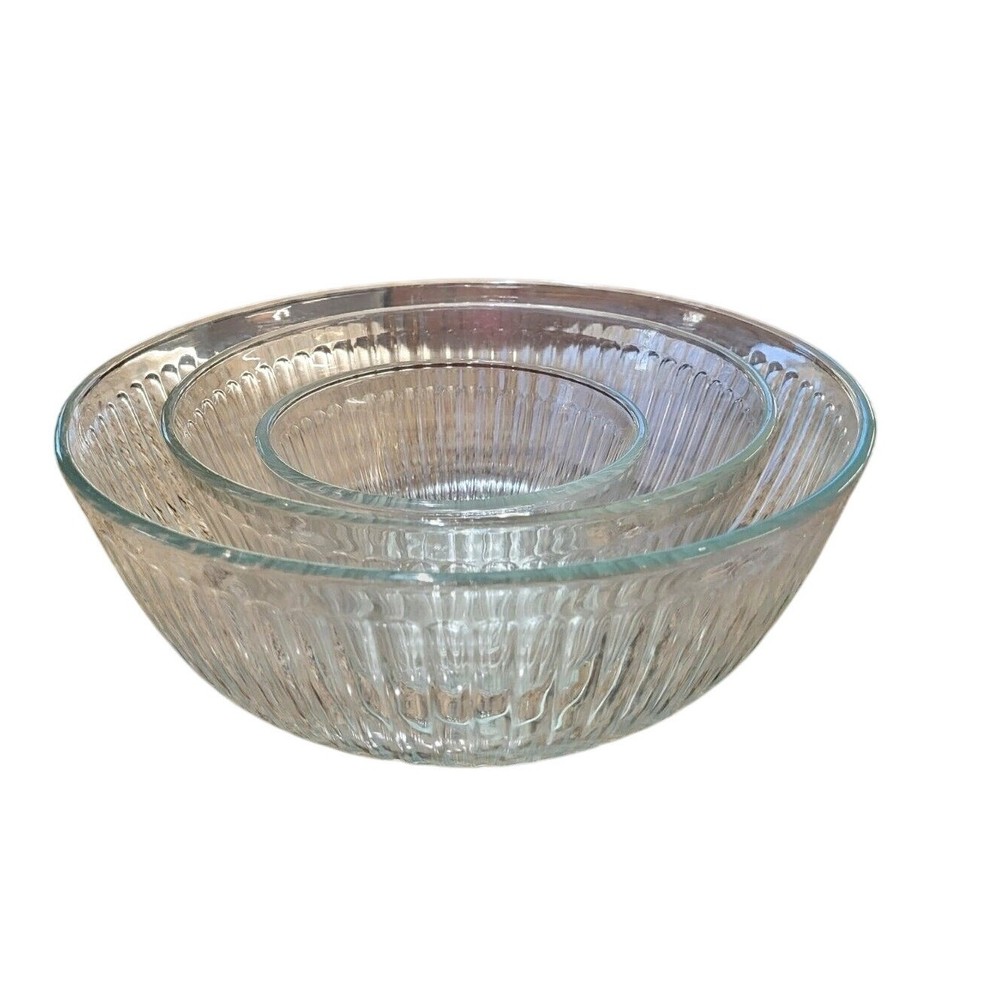VNTG Set of 3 Pyrex Ribbed Clear Glass Nesting/Mixing Bowls 7401-S 7402-S 7403-S