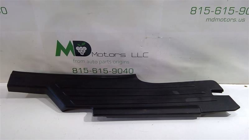 2018-2021 CHEVY TRAVERSE REAR RIGHT DOOR SILL SCUFF PLATE TRIM COVER 84243553