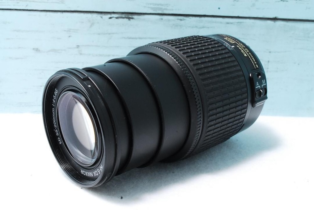 80-200mm Super Telephoto Lens for Nikon DSLR Cameras