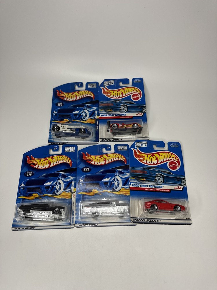 Lot of 5 Hot Wheels Mattel Wheels 1999-2000 Die Cast Metal Collectible Race Cars