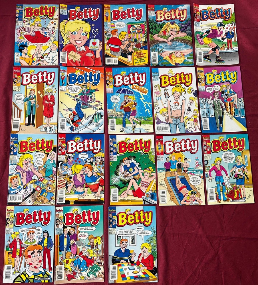 RARE VINTAGE ARCHIE COMICS BETTY COMIC BOOK LOT 18 COLLECTIBLE RETRO