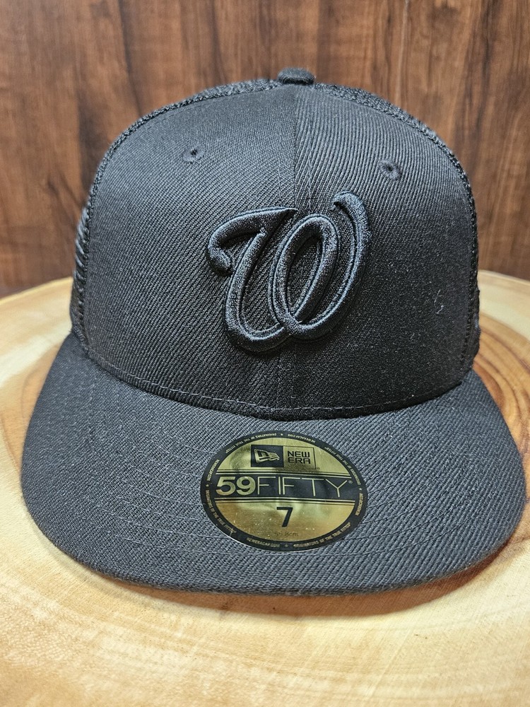 Washington Nationals New Era 59Fifty Fitted Hat Cap Size 7 MLB Black On Black