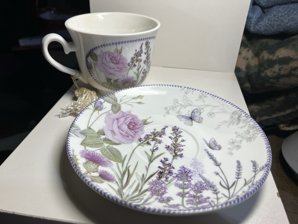 Lavender Rose Bone China Teacup and Saucer in Gift Box 250 ml Porcelain Cup