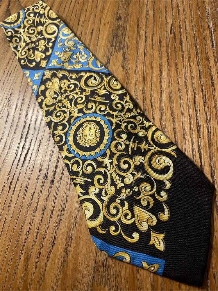 Vintage EUC Serica Elite Medusa Head Geometric Silk Tie Baroque Made In Italy