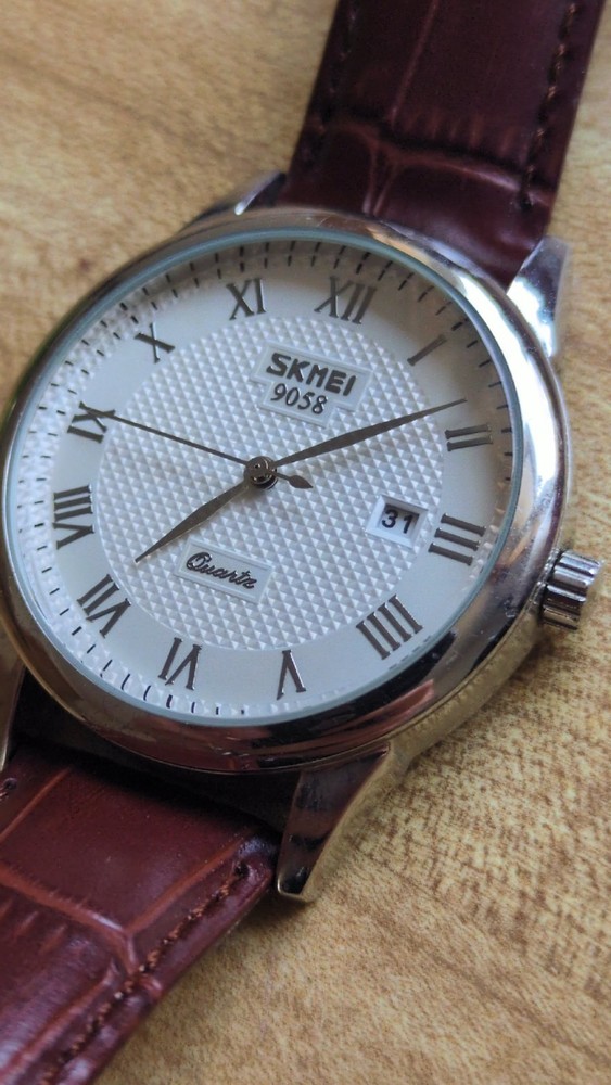 skmei Men's Watch white face, brown band